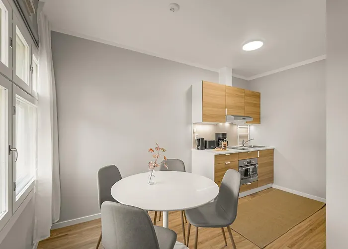 Appartement Lossivahdin Kodikas 1-4 Hloe Oma Keittioe Ja Ilmainen Pysaekoeinti, Toerroessae,